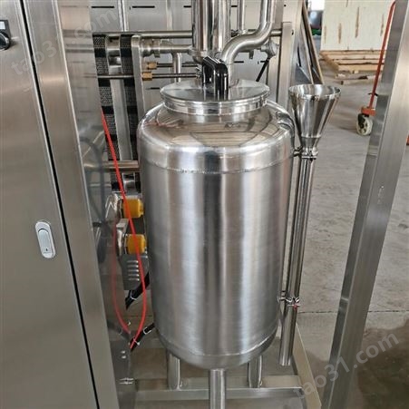 百科大型牛奶巴氏杀菌机 每小时一吨板式杀菌机 低温奶加工设备