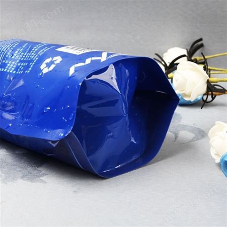 学生用 旅行便携水袋定做特殊吸嘴 500ml纯净水软包装自立袋 带透明窗口挂孔饮用水吸嘴袋