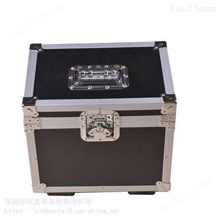 广东深圳铝合金中型机柜航空箱设备箱厂家