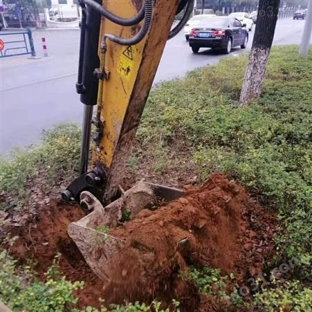 义乌市小挖机出租 大小挖掘机出租 24小时清理各类垃圾
