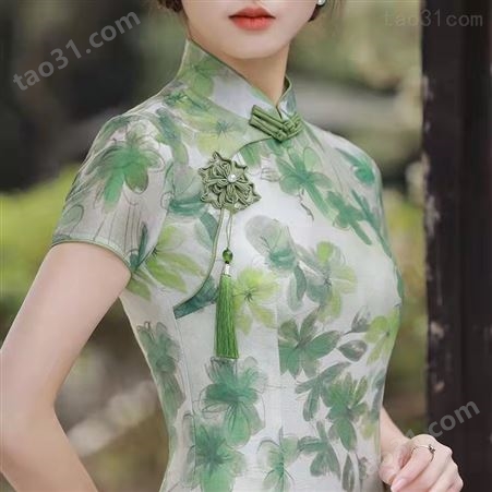绿色花朵旗袍2022年新款女夏季年轻款气质复古中国风长款