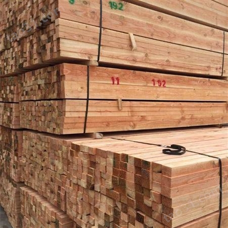 呈果木材厂家木方价格建筑木方规格多种建筑工程用辐射松建筑木方批发