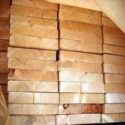 呈果木业建筑木方模板 建筑口料 白松木方 建筑木方厂家