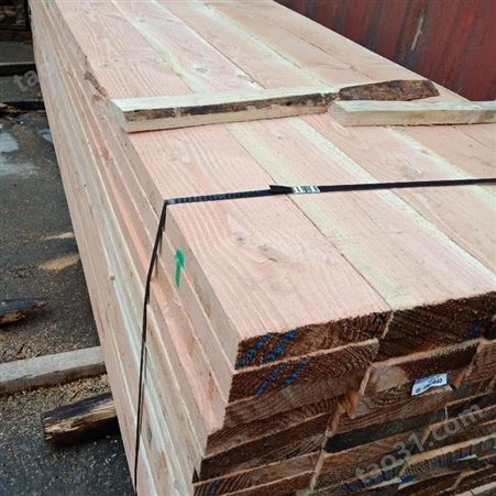 呈果木业批发建筑用木方白松建筑木方加工厂