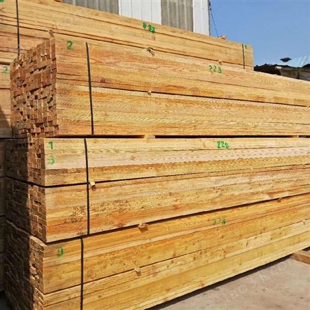 南京批发工地木方辐射松方木价格 建筑工程方木松木板材3X8定做批发_呈果木业